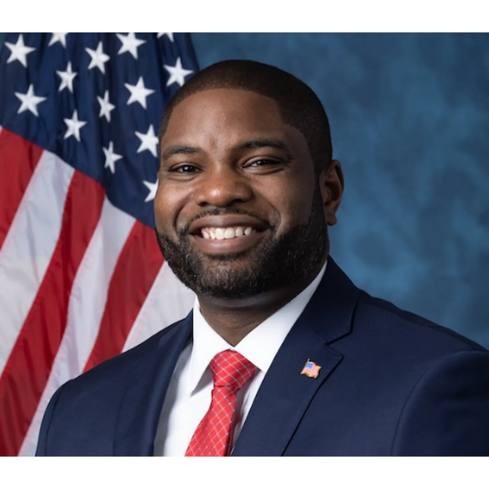 Official portrait of Representative Byron Donalds