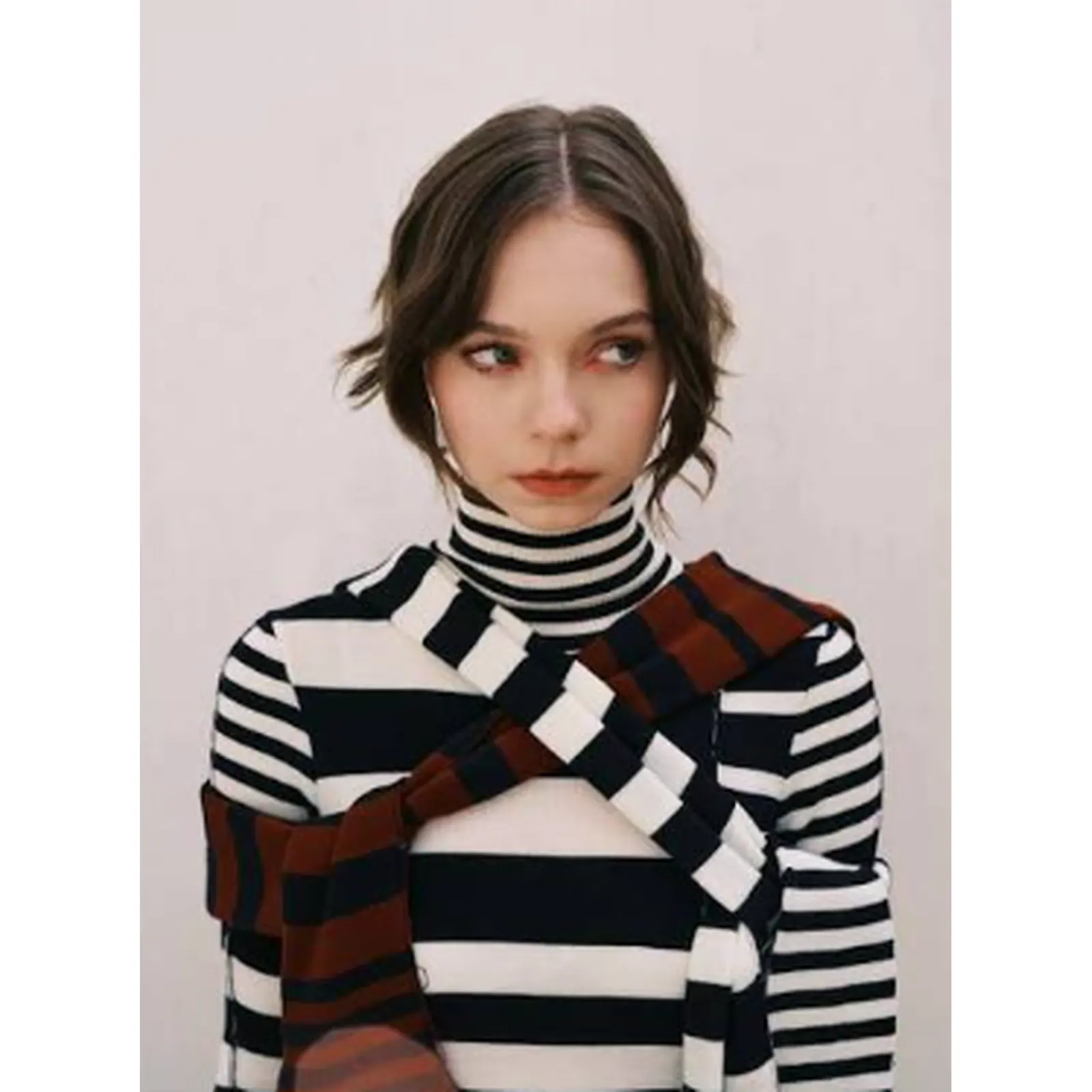 Emma Myers biography profile
