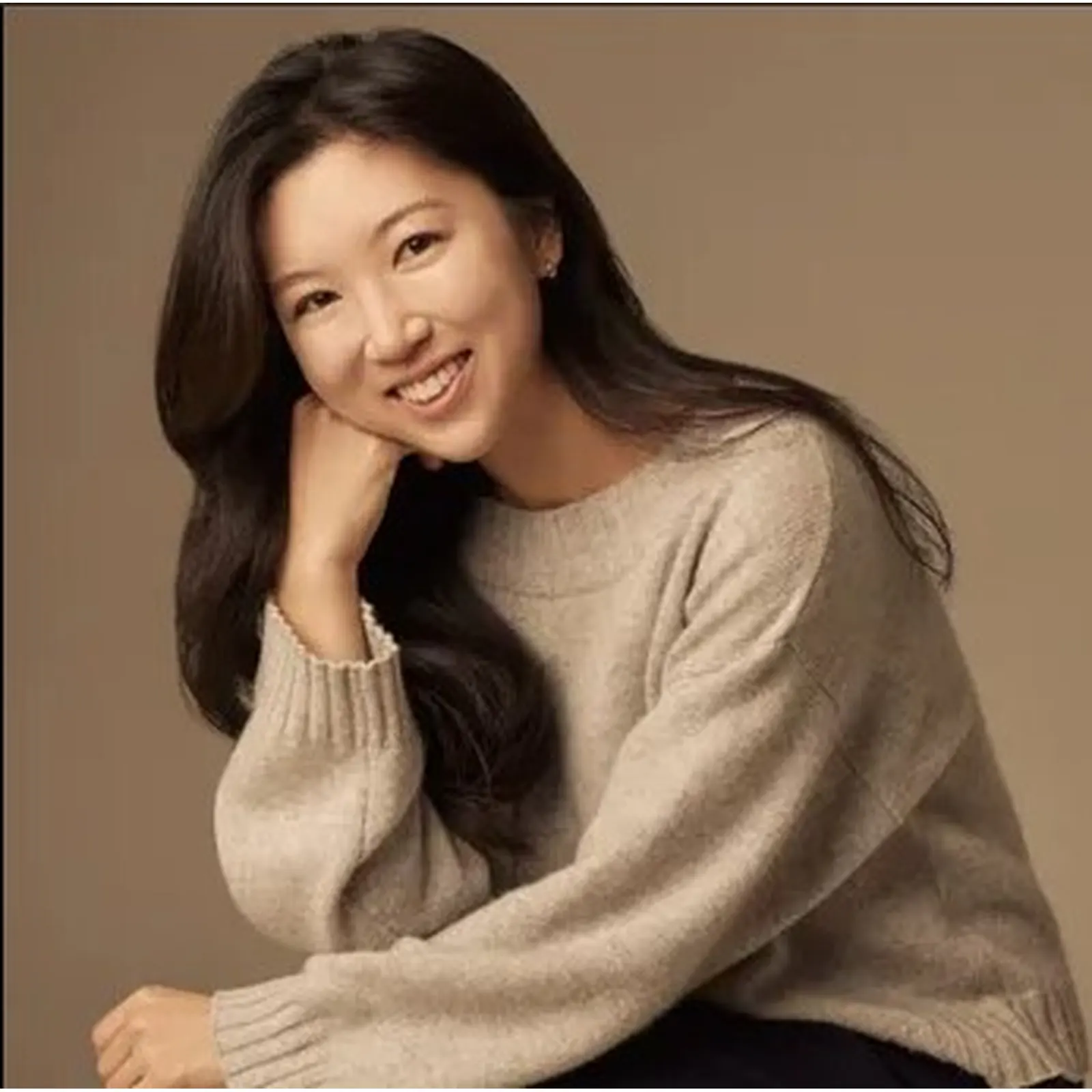 Sarah Ahn biography profile
